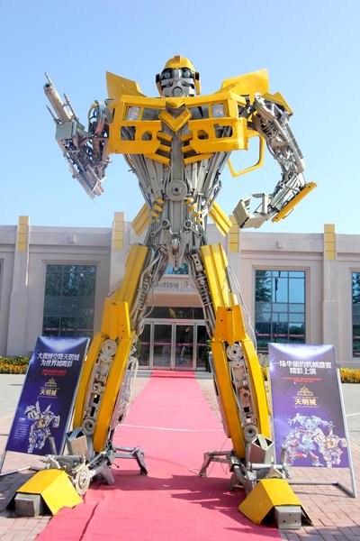 Transformers: Apartment salesman in disguise