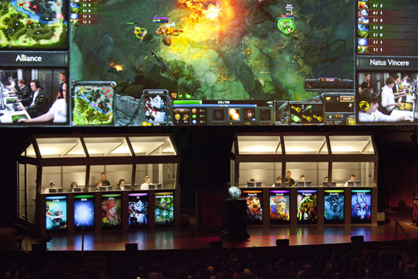 Gamers storm Seattle for Dota 2 competition