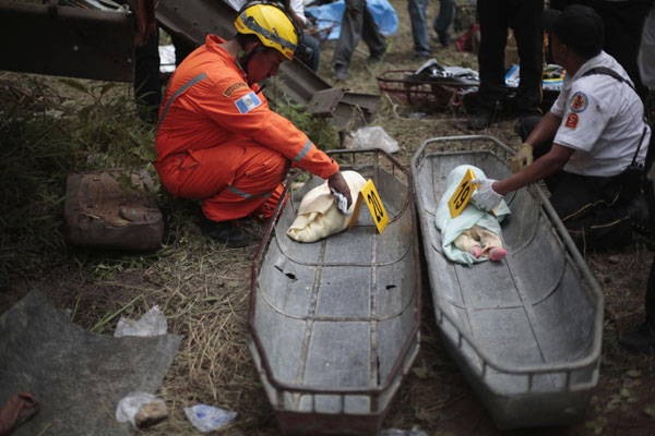 At least 43 killed in Guatemala autobus crash