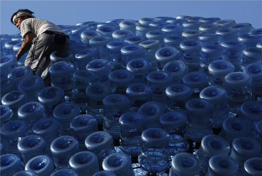 Giant lantern made of 7,000 plastic bottles