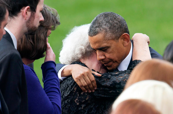 Obama attends Navy Yard shooting memorial