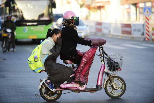 Cold weather sweeps across China