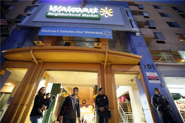 50 arrested at LA protest over Wal-Mart wages
