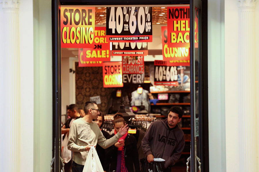 Black Friday shopping stampede in US