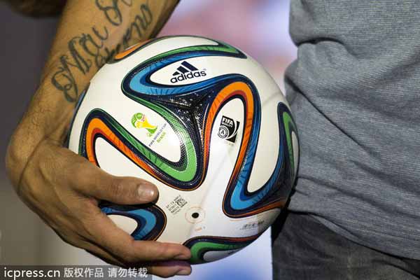 2014 World Cup ball unveiled, named 'Brazuca'