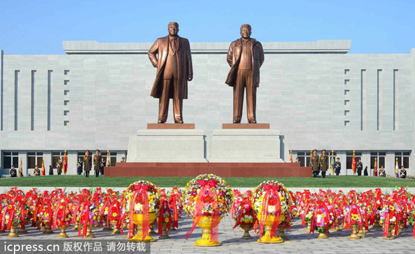 Statues of late DPRK leaders unveiled