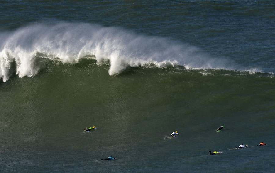 Ride the wave[7]- Chinadaily.com.cn