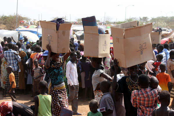 Refugees in South Sudan get supplies from UN