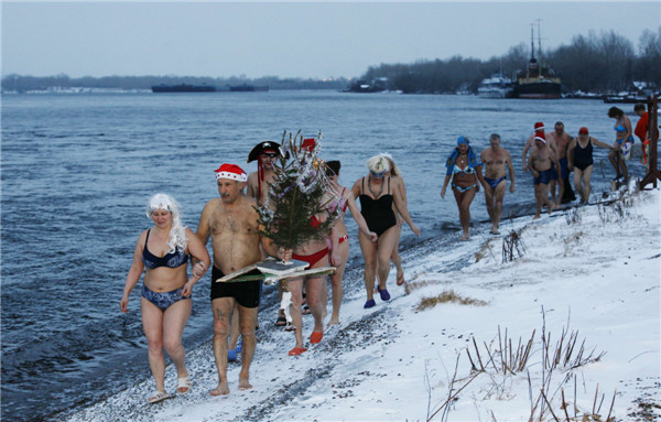 Winter swimmers celebrate New Year