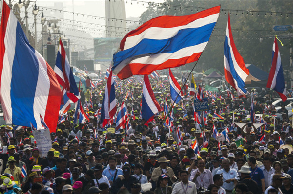 Protesters march to support Bangkok 'shutdown'
