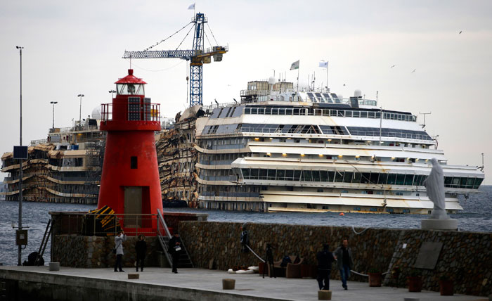 Shipwrecked Concordia to be removed in June