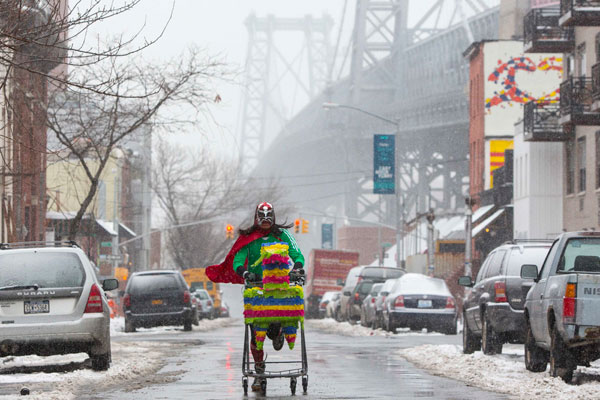 Idiotarod-shopping cart race in New York