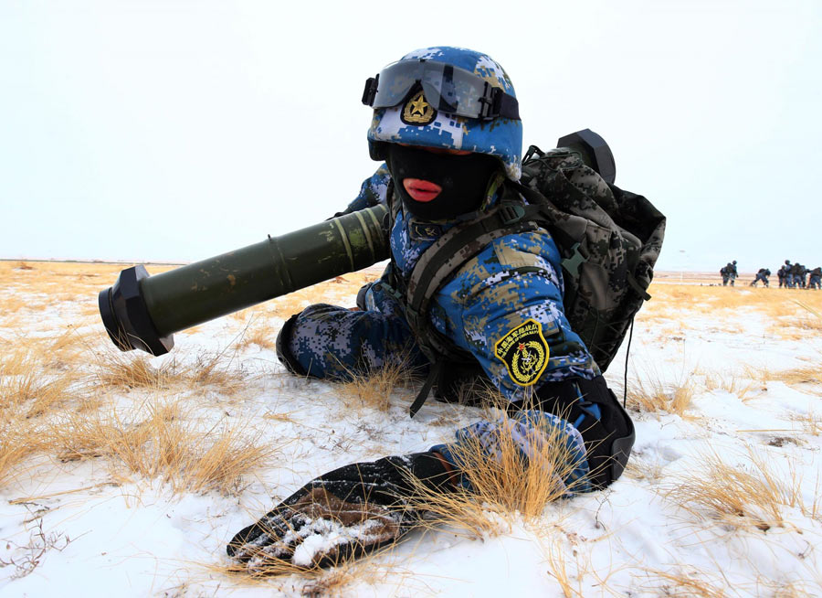 Chinese marines train in deep freeze