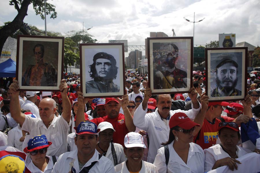 Farmers march in support of Venezuela's president