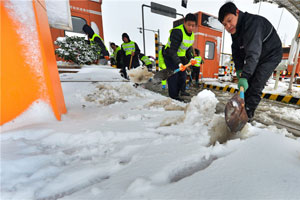 Heavy snowfall hits most parts of Liaoning