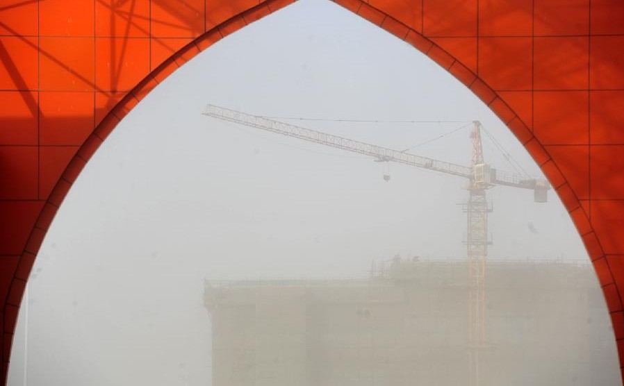 Sand storm grips NW China