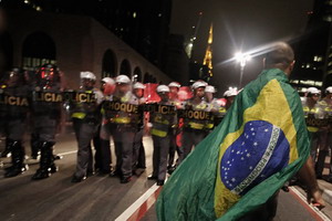 More Brazilian police deaths drive up World Cup safety concerns
