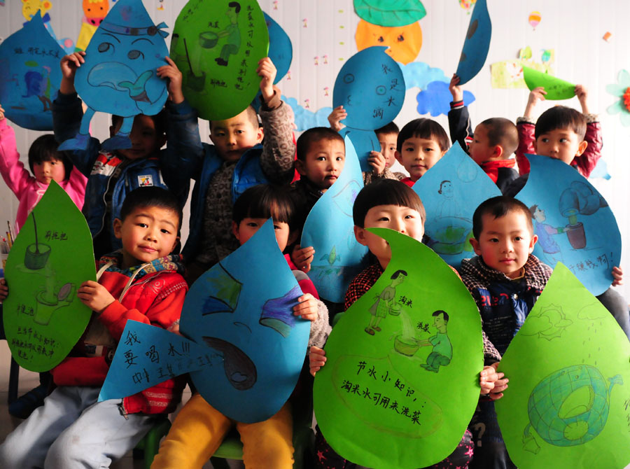 Chinese children mark World Water Day