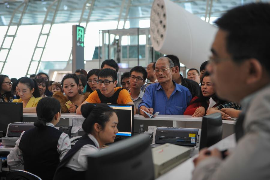 Deadly rainstorm wreaks havoc on air travel