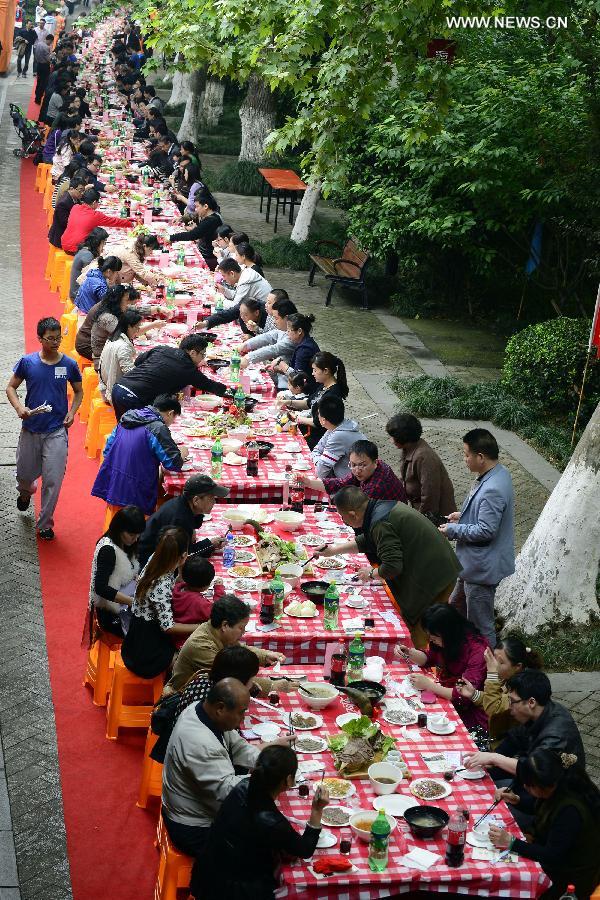 Cattle feast in China's Hangzhou