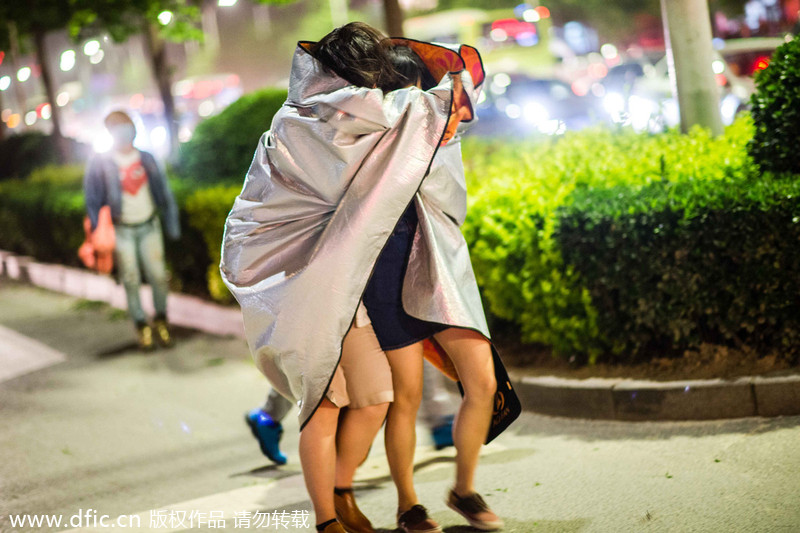 Heavy winds disrupt music festival