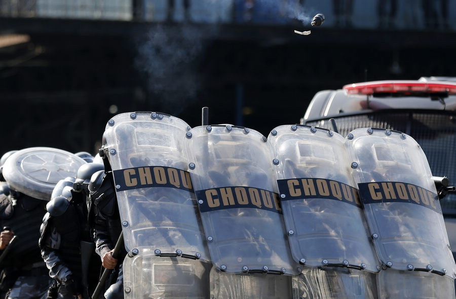 Riot police train for World Cup protest