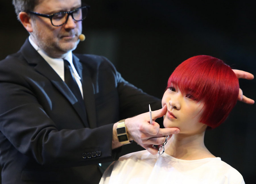 Shanghai holds hairdresser festival