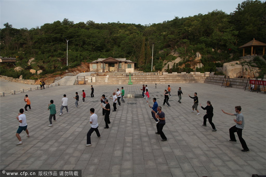 Foreigners flock to taichi school in Shandong
