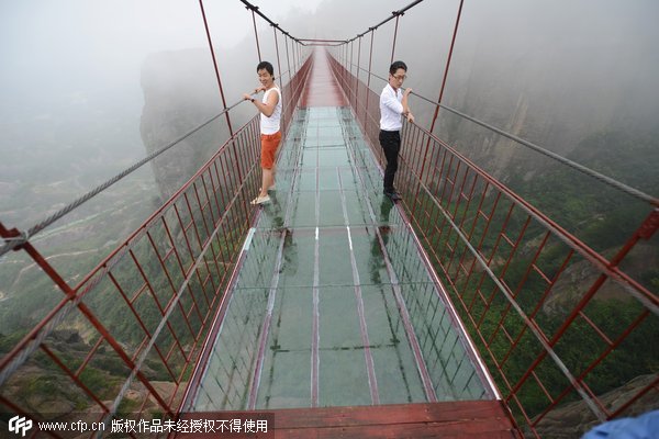 Skywalk that makes knees go weak
