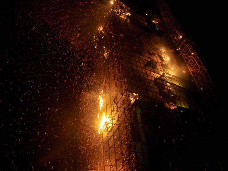 诺基亚股东批准微软收购案 - 中国在线