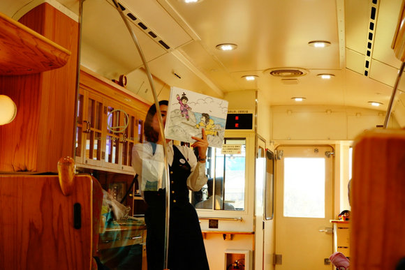 海幸山幸号——神话般的九州观光列车