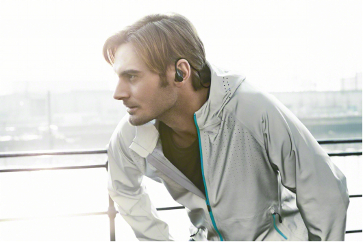 驱散寒意 拥抱冬日 索尼耳机与你相伴每一天