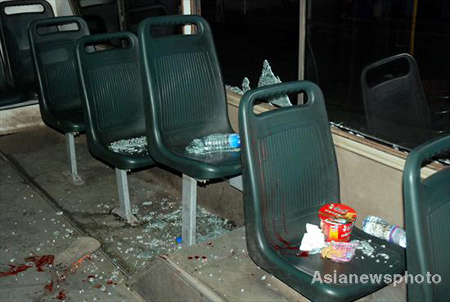 Police shoot dead bus hijacker