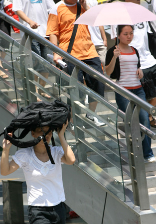 Heat wave poses threat to power supply in E China