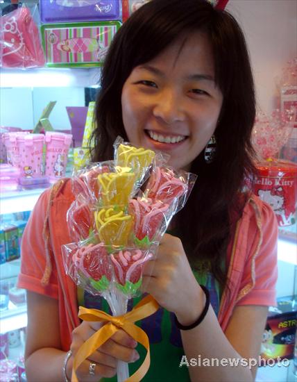 Rose candies for lovers