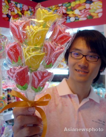 Rose candies for lovers