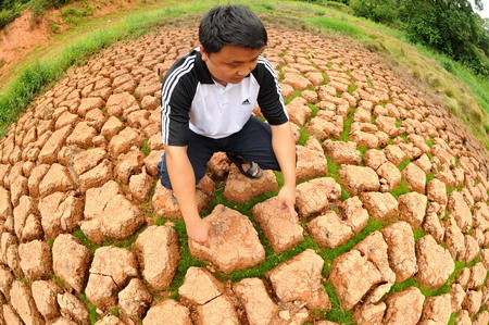 Drought his central China province