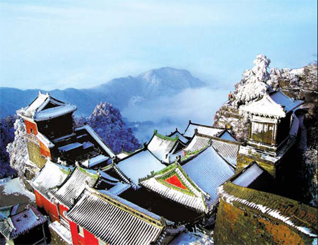 Complex built on mountains - and legends