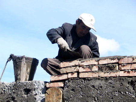 Quake-hit Xinjiang county returns to normal