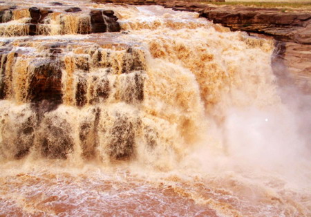 Rain Unleashes Hukou Waterfall