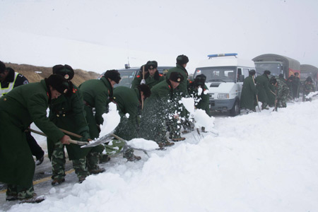 Death toll in Tibet snowstorm hits 7