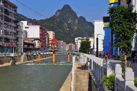 Guangxi gov't helps residents in revolutionary base areas to get rid of poverty