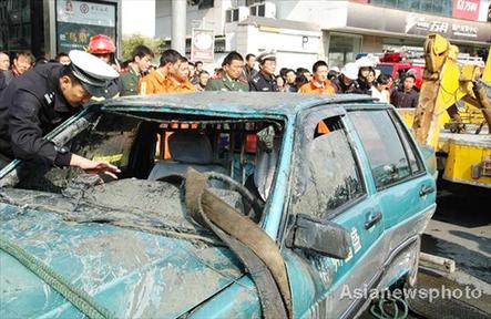 Fatal crash in Suzhou