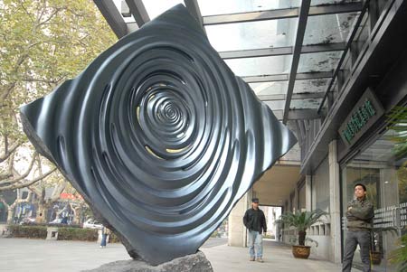 Exhibition of Zhejiang's famous sculptors held
