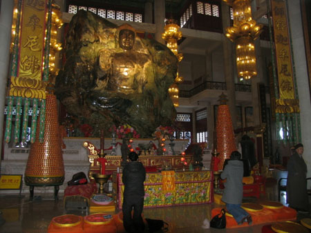 Biggest Jade Buddha statue on display in Liaoning