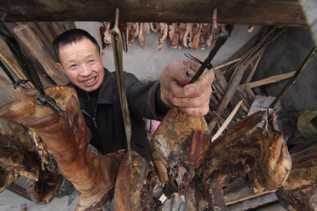 People in quake zones prepare for Spring Festival