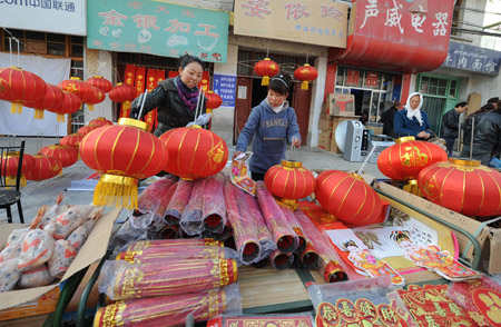 Quake zone residents welcome Lunar New Year