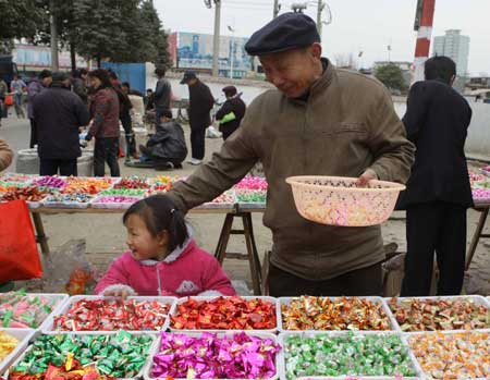 Quake zone residents welcome Lunar New Year