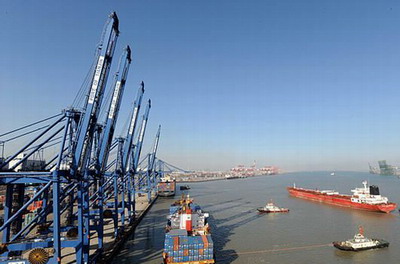 Tianjin Port to raise HK$2.4b