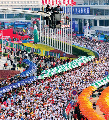 Seaside city's majestic marathon